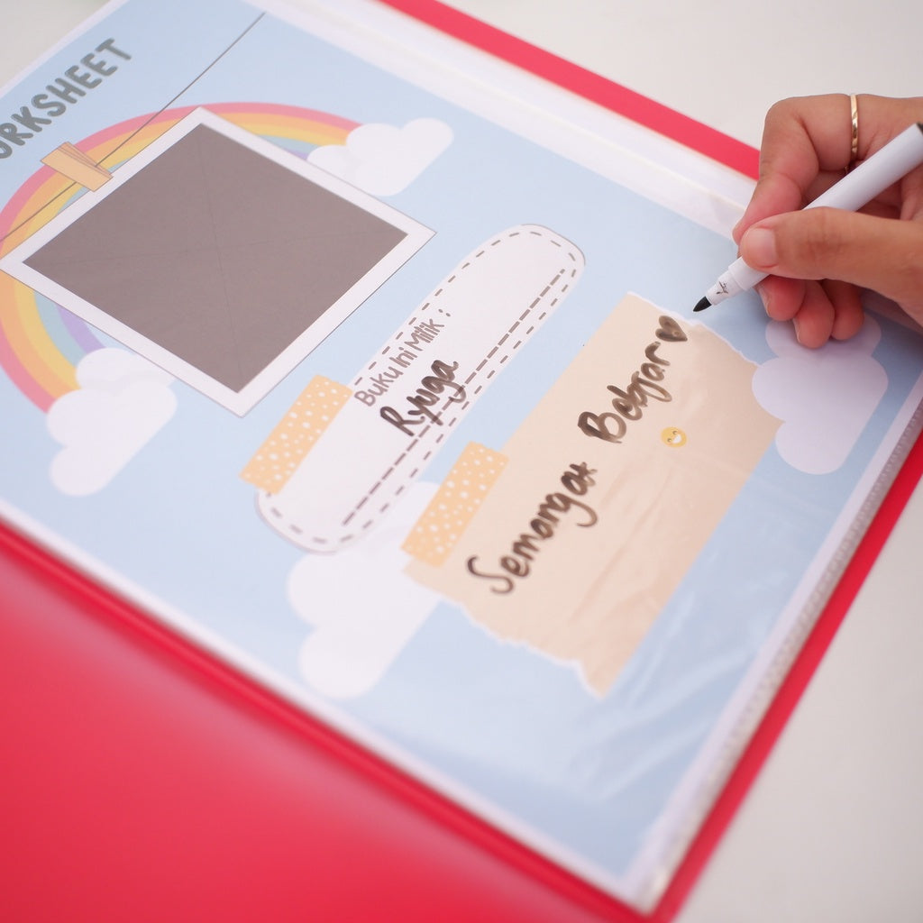 Buku Aktivitas Anak Daily Worksheet Anak TK PAUD Presschool Kegiatan Menggunting dan Menempel Wipe And Clean Activity